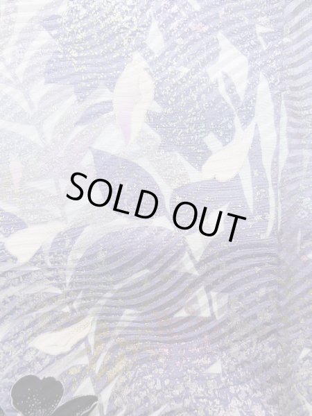 画像8: J1225B  振袖 女性用着物 薔薇柄 シルク(正絹)   黒, 葉 【中古】 【USED】 【リサイクル】 ★★★☆☆ (8)