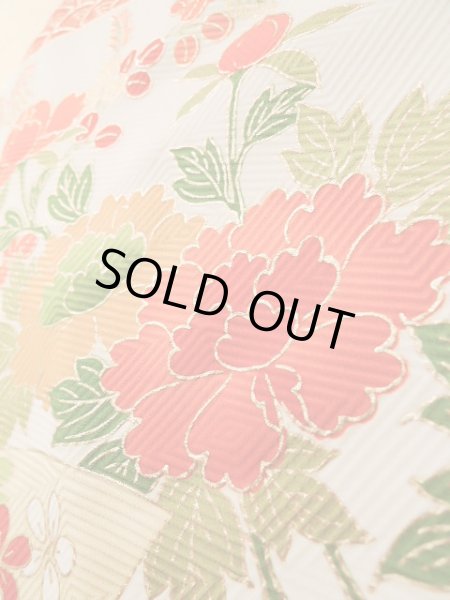 画像12: J1225C  振袖 女性用着物  シルク(正絹) 淡い  朱赤, 花 薄い【中古】 【USED】 【リサイクル】 ★★★★☆ (12)