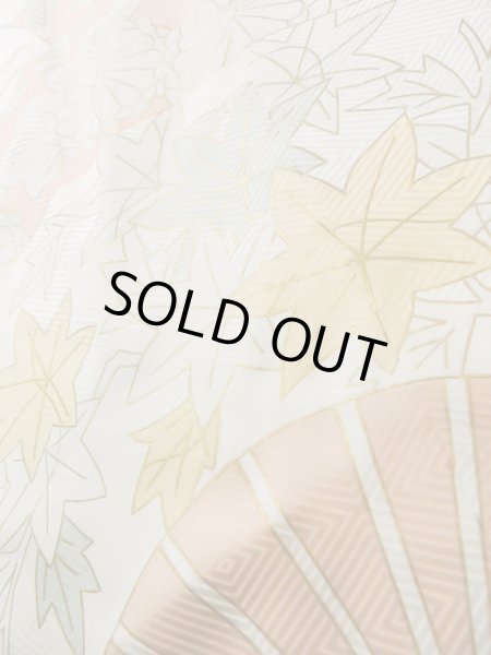 画像11: J1225G  振袖 女性用着物  シルク(正絹) 淡い 薄い ピンク, 菊 【中古】 【USED】 【リサイクル】 ★★★★☆ (11)