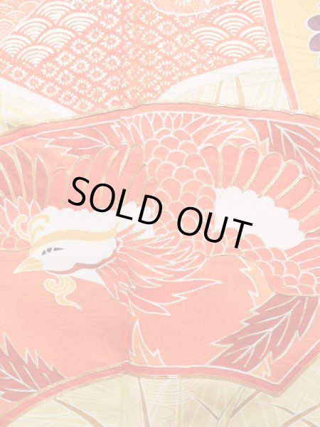 画像9: J1225H  振袖 女性用着物  シルク（正絹） 淡い  イエロー（黄色）, 菊 【中古】 【USED】 【リサイクル】 ★★★☆☆ (9)