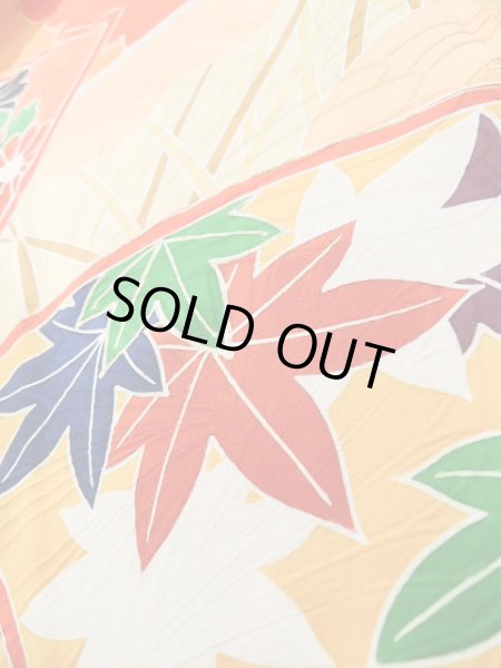 画像14: J1225H  振袖 女性用着物  シルク（正絹） 淡い  イエロー（黄色）, 菊 【中古】 【USED】 【リサイクル】 ★★★☆☆ (14)