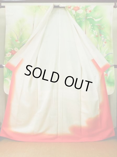 画像4: J1225I  振袖 女性用着物  シルク(正絹)   白, 花 【中古】 【USED】 【リサイクル】 ★★★☆☆ (4)