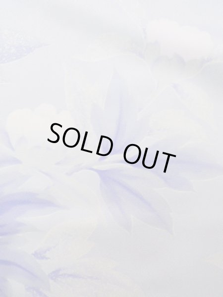 画像9: J1225J  振袖 女性用着物  シルク(正絹) 淡い 薄い 水色, ぼたん 【中古】 【USED】 【リサイクル】 ★★★☆☆ (9)