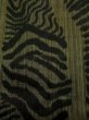 画像6: K0203J Mint  羽織 男性用着物  シルク（正絹） グレーがかった  グリーン（緑）, 木目 【中古】 【USED】 【リサイクル】 ★★★★☆ (6)