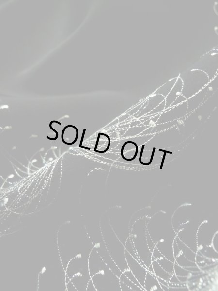 画像13: K0203N  羽織 女性用着物  化繊   黒, 菊 【中古】 【USED】 【リサイクル】 ★★★☆☆ (13)