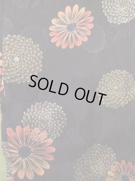 画像3: K0217N Mint  羽織 女性用着物  シルク(正絹) ダークな  ブラウン(茶色), 菊 【中古】 【USED】 【リサイクル】 ★★★★☆ (3)