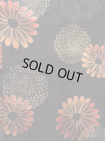 画像4: K0217N Mint  羽織 女性用着物  シルク(正絹) ダークな  ブラウン(茶色), 菊 【中古】 【USED】 【リサイクル】 ★★★★☆ (4)