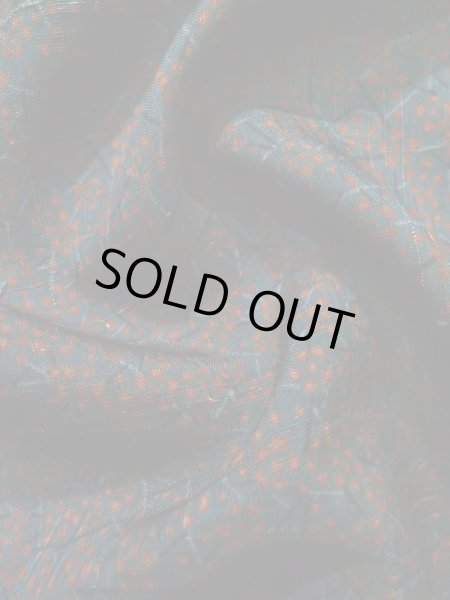 画像9: K0311M  紬 女性用着物  シルク（正絹） 深い  青, 抽象的模様 【中古】 【USED】 【リサイクル】 ★☆☆☆☆ (9)