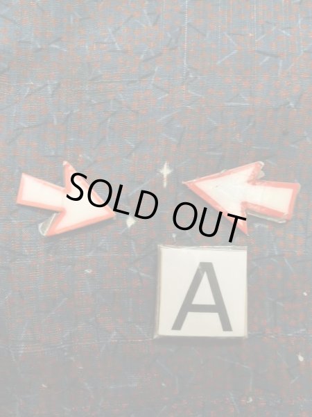 画像12: K0311M  紬 女性用着物  シルク（正絹） 深い  青, 抽象的模様 【中古】 【USED】 【リサイクル】 ★☆☆☆☆ (12)