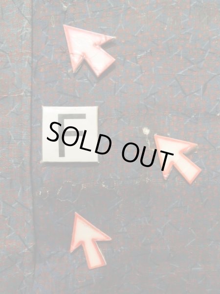 画像17: K0311M  紬 女性用着物  シルク（正絹） 深い  青, 抽象的模様 【中古】 【USED】 【リサイクル】 ★☆☆☆☆ (17)