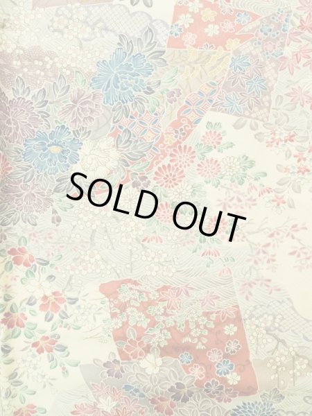 画像4: K0311Z Mint  小紋 女性用着物  シルク（正絹）   白, ぼたん 【中古】 【USED】 【リサイクル】 ★★★★★ (4)