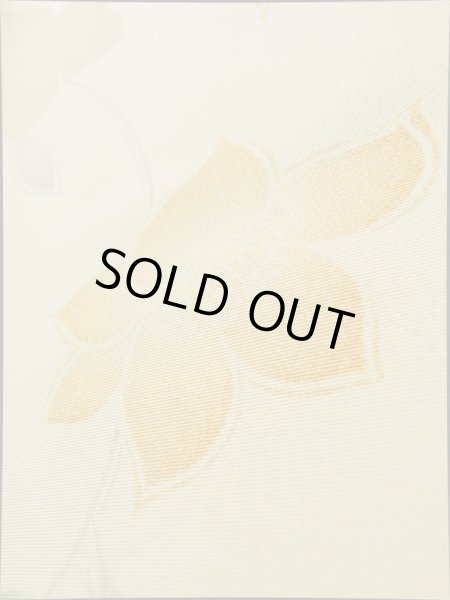 画像9: K0317A Mint  小紋 女性用着物  シルク(正絹)   オフ ホワイト, 花 【中古】 【USED】 【リサイクル】 ★★★★☆ (9)