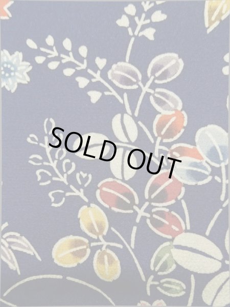 画像7: K0317O  付下げ 女性用着物  シルク（正絹）   青, 花 【中古】 【USED】 【リサイクル】 ★★★☆☆ (7)