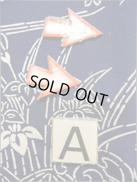 画像19: K0317O  付下げ 女性用着物  シルク（正絹）   青, 花 【中古】 【USED】 【リサイクル】 ★★★☆☆ (19)