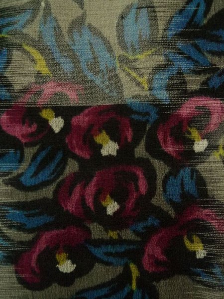 画像7: K0324D  小紋 女性用着物  シルク(正絹)   グレー(灰色), 花 【中古】 【USED】 【リサイクル】 ★★★☆☆ (7)