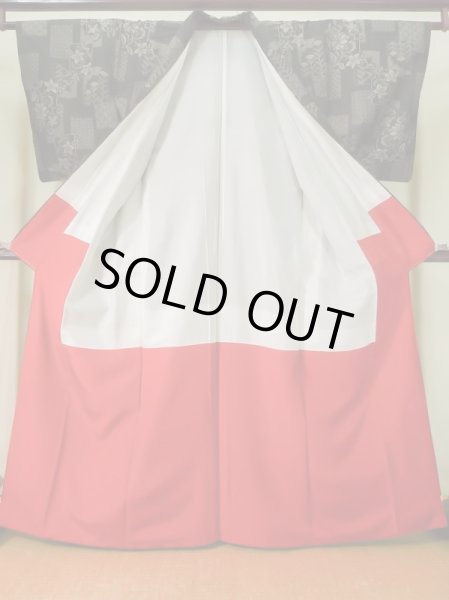 画像2: K0324J Mint  紬 女性用着物  シルク(正絹)   黒, 花 【中古】 【USED】 【リサイクル】 ★★★★☆ (2)