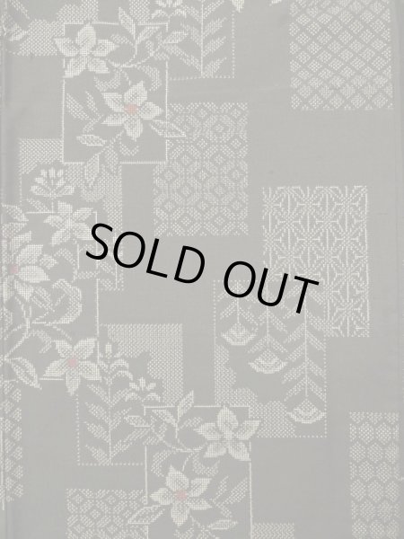 画像3: K0324J Mint  紬 女性用着物  シルク(正絹)   黒, 花 【中古】 【USED】 【リサイクル】 ★★★★☆ (3)