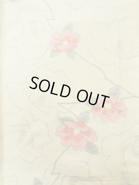 画像5: K0324K  紬 女性用着物  シルク(正絹)   オフ ホワイト, 椿 【中古】 【USED】 【リサイクル】 ★★★★☆ (5)