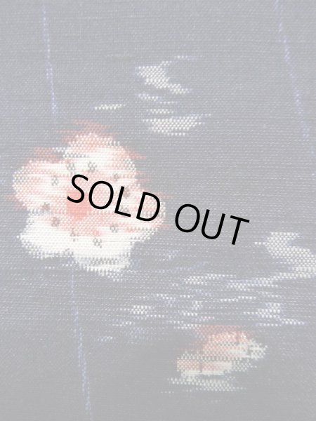 画像6: K0324N Mint  紬 女性用着物  シルク(正絹) 深い  青, 梅 【中古】 【USED】 【リサイクル】 ★★★★☆ (6)