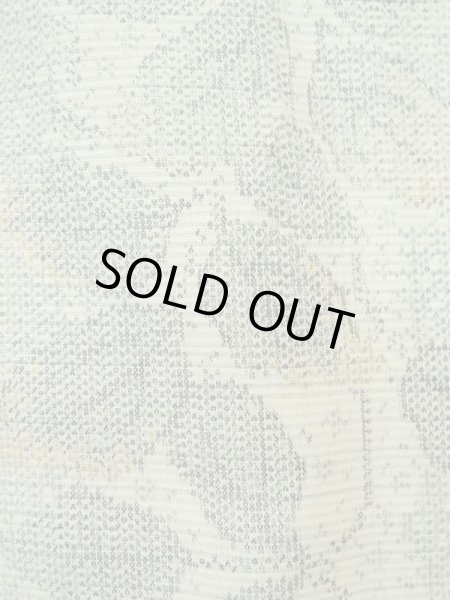 画像8: K0324U Mint  紬 女性用着物  シルク（正絹） ヘザー（杢）  グレー（灰色）, 花 【中古】 【USED】 【リサイクル】 ★★★★☆ (8)