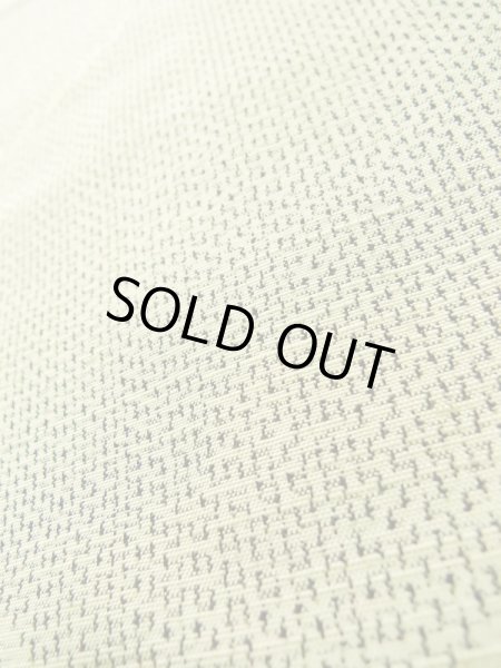 画像9: K0325D  紬 女性用着物  シルク（正絹） ヘザー（杢）  グレー（灰色）, 亀甲 【中古】 【USED】 【リサイクル】 ★★★★☆ (9)