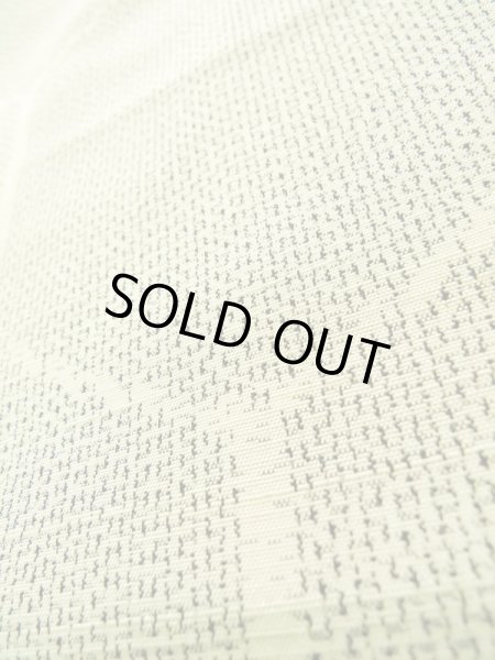 画像11: K0325D  紬 女性用着物  シルク（正絹） ヘザー（杢）  グレー（灰色）, 亀甲 【中古】 【USED】 【リサイクル】 ★★★★☆ (11)