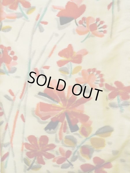 画像4: K0330D  紬 女性用着物  シルク（正絹）   オフ　ホワイト, 花 【中古】 【USED】 【リサイクル】 ★★★☆☆ (4)