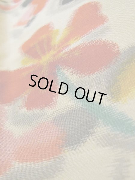 画像9: K0330D  紬 女性用着物  シルク（正絹）   オフ　ホワイト, 花 【中古】 【USED】 【リサイクル】 ★★★☆☆ (9)