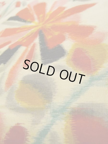 画像11: K0330D  紬 女性用着物  シルク（正絹）   オフ　ホワイト, 花 【中古】 【USED】 【リサイクル】 ★★★☆☆ (11)