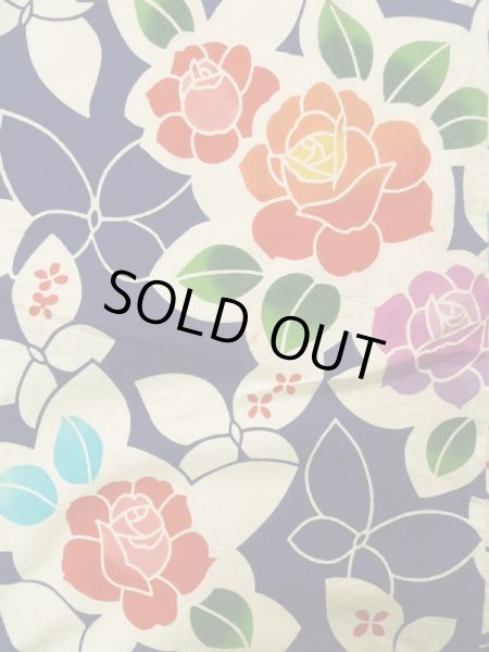 画像4: K0414C  注染浴衣 女性用着物 1960-1970年代 綿   藍, バラ 【中古】 【USED】 【リサイクル】 ★★☆☆☆ (4)