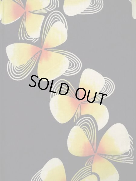 画像3: K0414E  注染浴衣 女性用着物 1960-1970年代 綿   黒, 花 【中古】 【USED】 【リサイクル】 ★★★☆☆ (3)