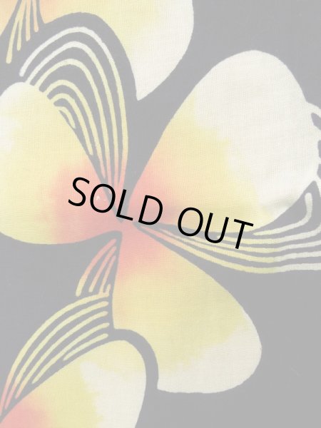 画像7: K0414E  注染浴衣 女性用着物 1960-1970年代 綿   黒, 花 【中古】 【USED】 【リサイクル】 ★★★☆☆ (7)