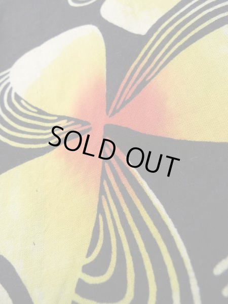 画像9: K0414E  注染浴衣 女性用着物 1960-1970年代 綿   黒, 花 【中古】 【USED】 【リサイクル】 ★★★☆☆ (9)