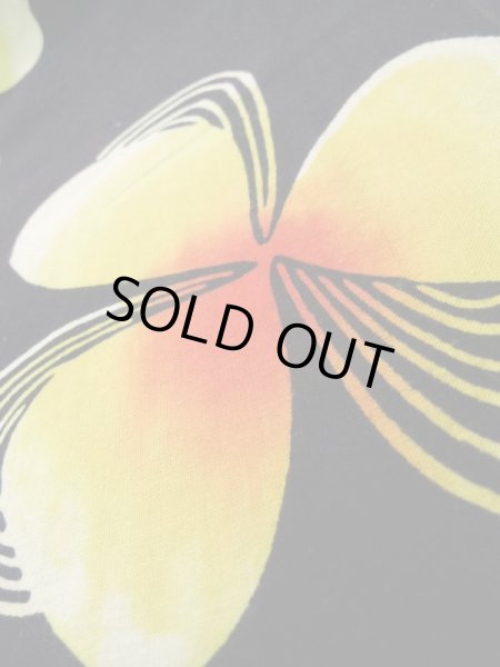 画像10: K0414E  注染浴衣 女性用着物 1960-1970年代 綿   黒, 花 【中古】 【USED】 【リサイクル】 ★★★☆☆ (10)