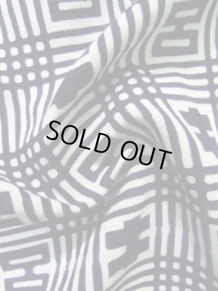 画像9: K0414Q Mint  浴衣(日本製) 女性用着物  綿   藍, 線 【中古】 【USED】 【リサイクル】 ★★★★☆ (9)