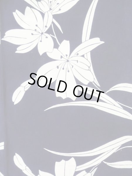 画像3: K0414S  浴衣(日本製) 女性用着物 百合、1960-1970年代 綿   藍,  【中古】 【USED】 【リサイクル】 ★★★☆☆ (3)