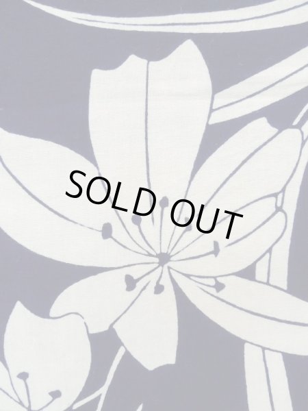 画像6: K0414S  浴衣(日本製) 女性用着物 百合、1960-1970年代 綿   藍,  【中古】 【USED】 【リサイクル】 ★★★☆☆ (6)