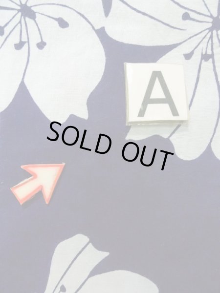 画像15: K0414S  浴衣(日本製) 女性用着物 百合、1960-1970年代 綿   藍,  【中古】 【USED】 【リサイクル】 ★★★☆☆ (15)