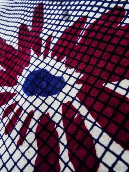 画像11: K0415D  浴衣（日本製） 女性用着物 1960-1970年代 綿   藍, 花 【中古】 【USED】 【リサイクル】 ★★★☆☆ (11)