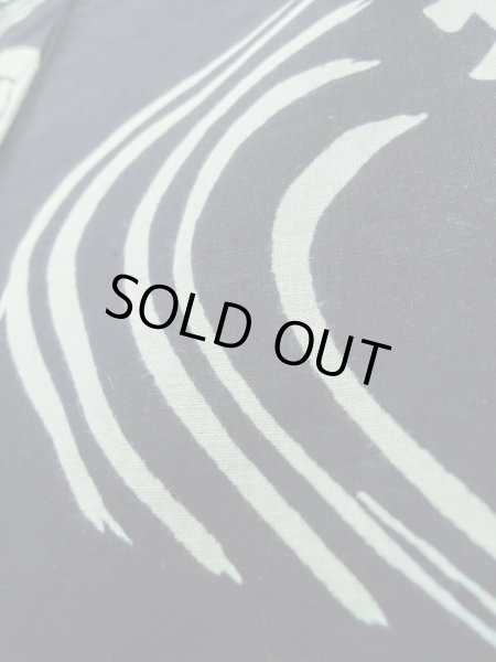 画像11: K0421F  浴衣(日本製) 女性用着物  綿   藍, 波 【中古】 【USED】 【リサイクル】 ★★★☆☆ (11)