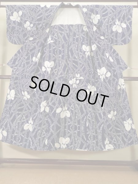 画像2: K0421G  浴衣（日本製） 女性用着物  綿   藍, あやめ 【中古】 【USED】 【リサイクル】 ★★☆☆☆ (2)