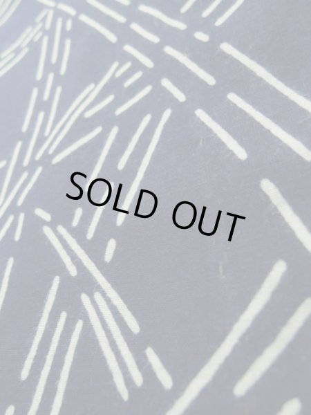 画像11: K0421G  浴衣（日本製） 女性用着物  綿   藍, あやめ 【中古】 【USED】 【リサイクル】 ★★☆☆☆ (11)