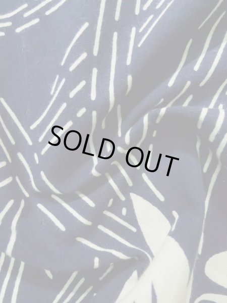 画像12: K0421G  浴衣（日本製） 女性用着物  綿   藍, あやめ 【中古】 【USED】 【リサイクル】 ★★☆☆☆ (12)