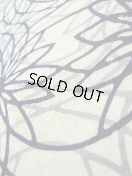 画像10: K0421N  浴衣(日本製) 女性用着物  綿麻   藍, 花 【中古】 【USED】 【リサイクル】 ★★☆☆☆ (10)