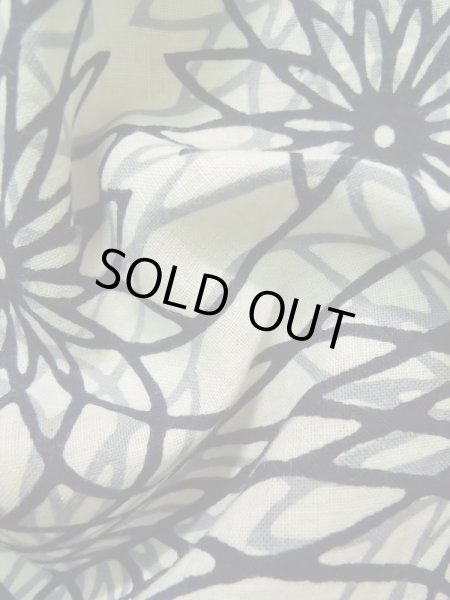 画像11: K0421N  浴衣(日本製) 女性用着物  綿麻   藍, 花 【中古】 【USED】 【リサイクル】 ★★☆☆☆ (11)