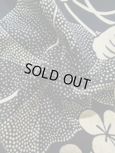 画像13: K0426N  浴衣（日本製） 女性用着物 紫陽花、1960〜1970年代 綿   藍,  【中古】 【USED】 【リサイクル】 ★★☆☆☆ (13)