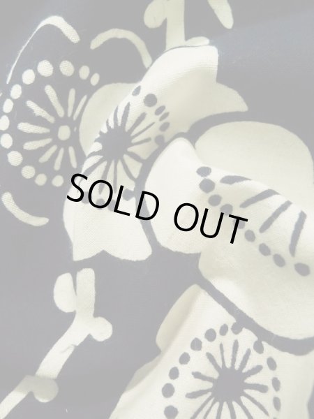 画像12: K0426O  浴衣（日本製） 女性用着物 1960〜1970年代 綿   藍, 梅 【中古】 【USED】 【リサイクル】 ★★★☆☆ (12)