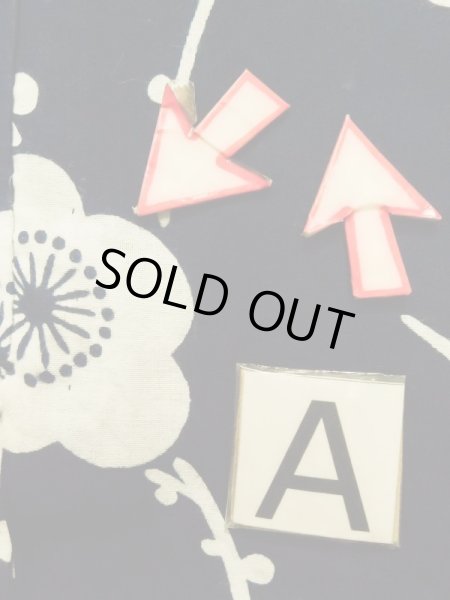 画像15: K0426O  浴衣（日本製） 女性用着物 1960〜1970年代 綿   藍, 梅 【中古】 【USED】 【リサイクル】 ★★★☆☆ (15)