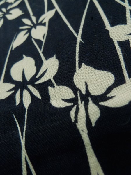 画像9: K0426V 女性用 浴衣（日本製）   綿 藍,  あやめ 【中古】【USED】【リサイクル】 ★★★☆☆【K0426V】 (9)