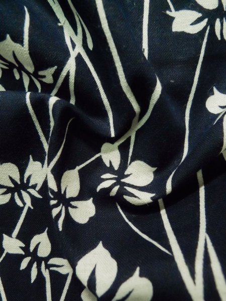 画像13: K0426V 女性用 浴衣（日本製）   綿 藍,  あやめ 【中古】【USED】【リサイクル】 ★★★☆☆【K0426V】 (13)